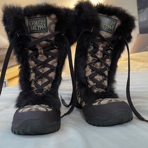Coach winter boots size 9